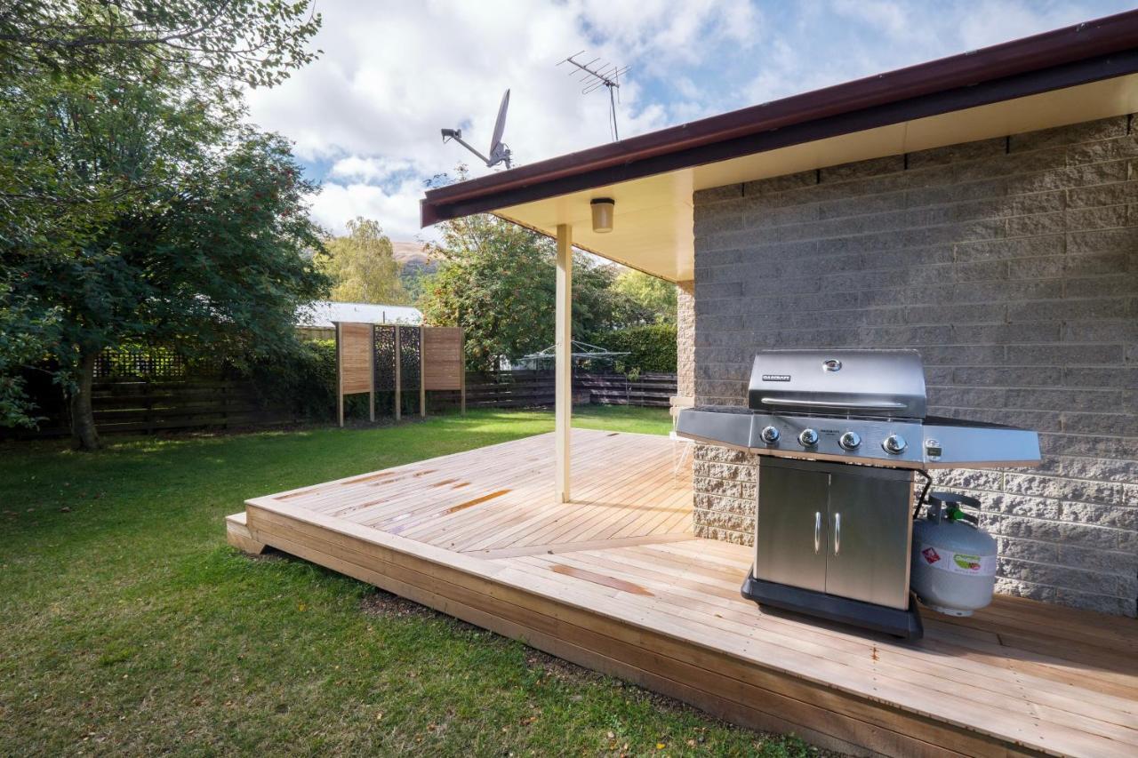 Rees On Reid - Arrowtown Holiday Home Exterior photo